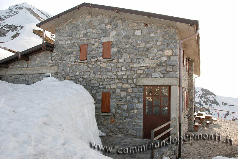 09 03347 Rifugio Capanna 2000.JPG